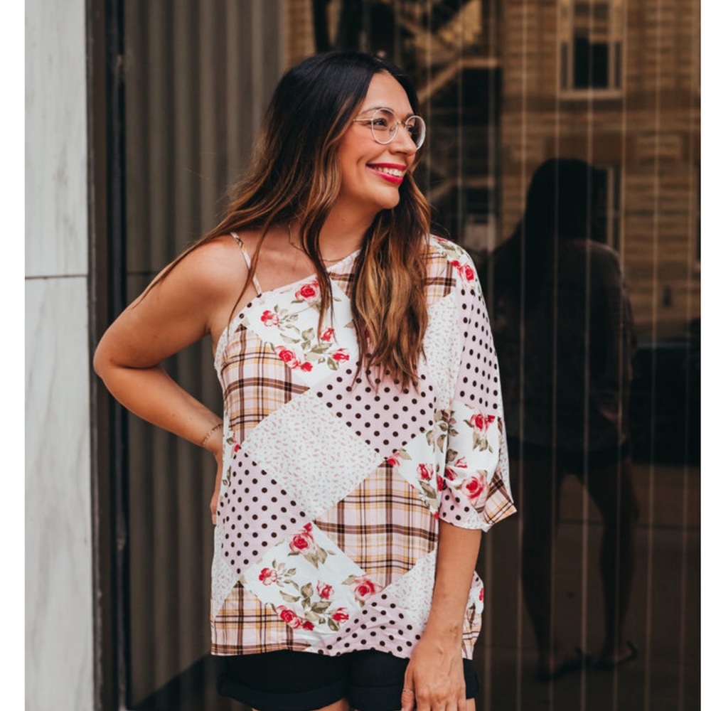 One shoulder brand new blouse